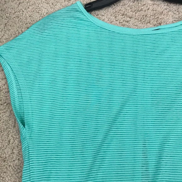 Minty top - Picture 2 of 6